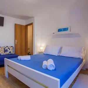 3* Guest house M